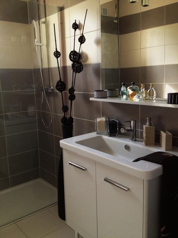 La Bastide De L'Issole Apartman Besse-sur-Issole Szoba fotó